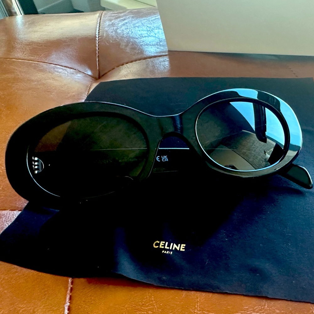 CELINE TRIOMPHE CL40194U sunglasses black